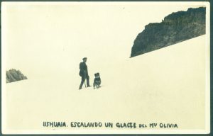 ESCALANDO UN GLACIAR DEL MONTE OLIVIA